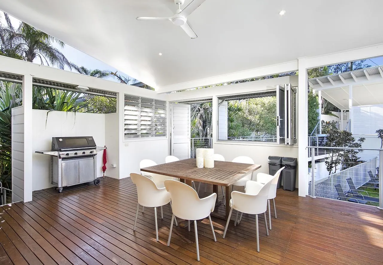 On The Deck At Sunshine Beach Noosa Heads 0*,  Avustralya
