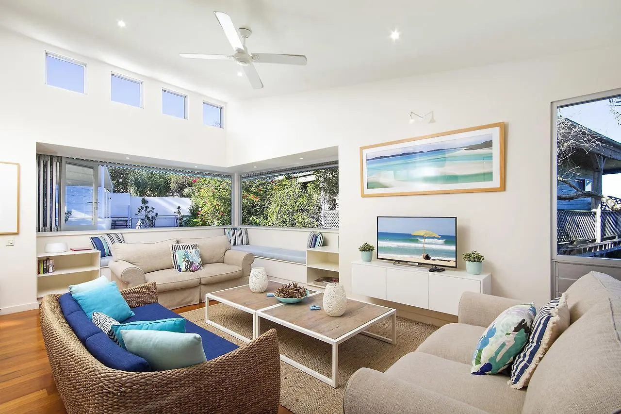 On The Deck At Sunshine Beach Noosa Heads Tatil Evi